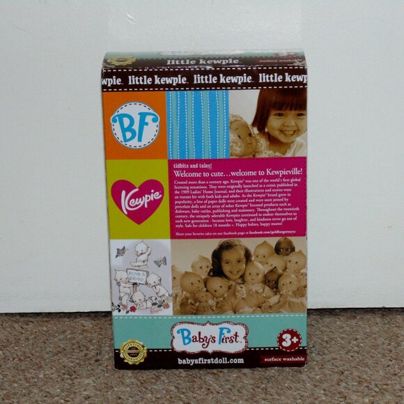 2017 Goldberger 8" Baby's First Little Kewpie Snow White Doll MIB Brand New - Picture 2 of 2